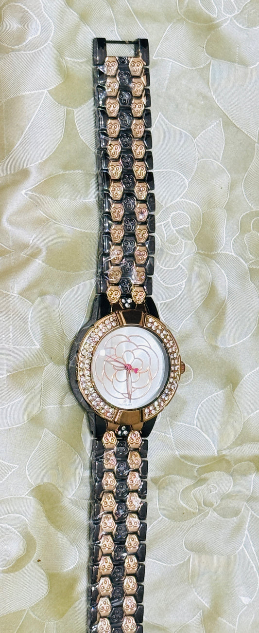 Veloura Stainless Steel Women's Watch – Luxury Timepiece for Everyday Elegance